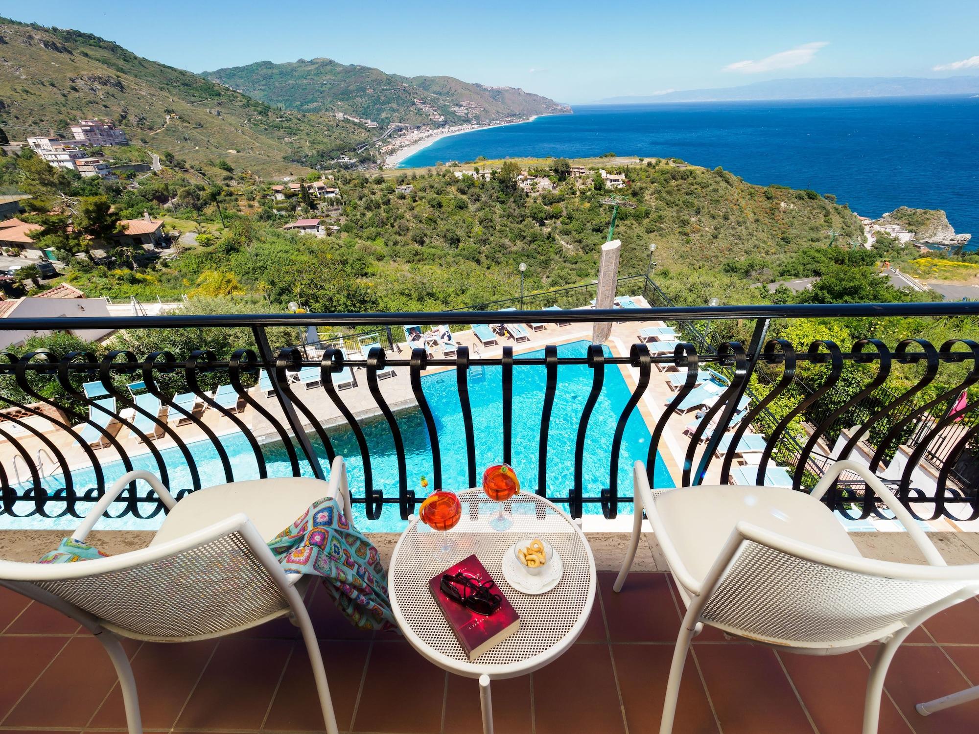 Hotel Sirius Taormina Bagian luar foto