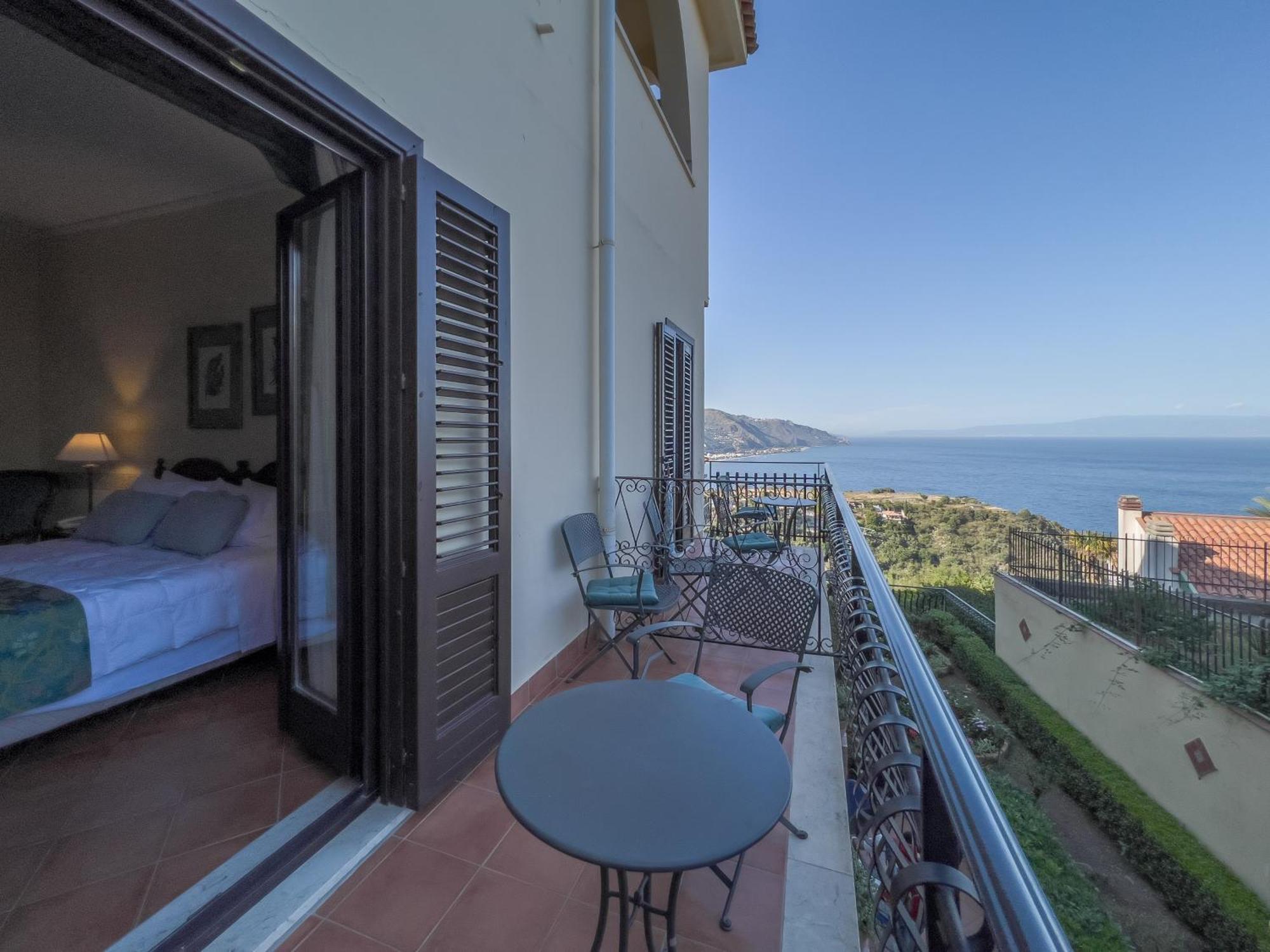 Hotel Sirius Taormina Bagian luar foto