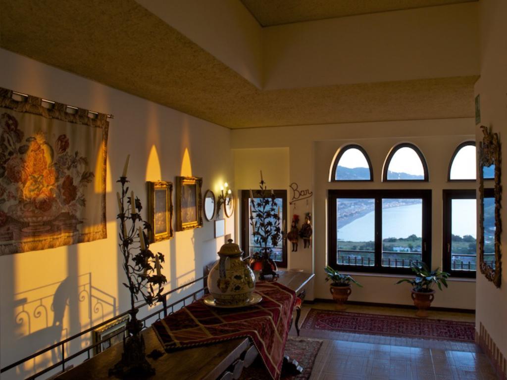 Hotel Sirius Taormina Bagian luar foto